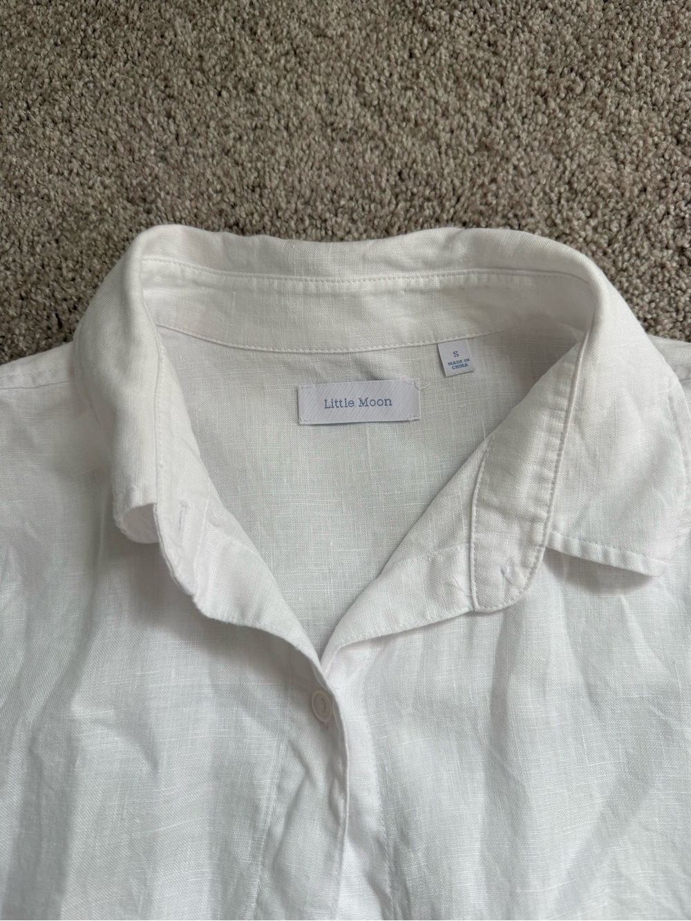 Little Moon by Aritzia Casual Button-Down Linen Shirt in White - Picture 2 of 7